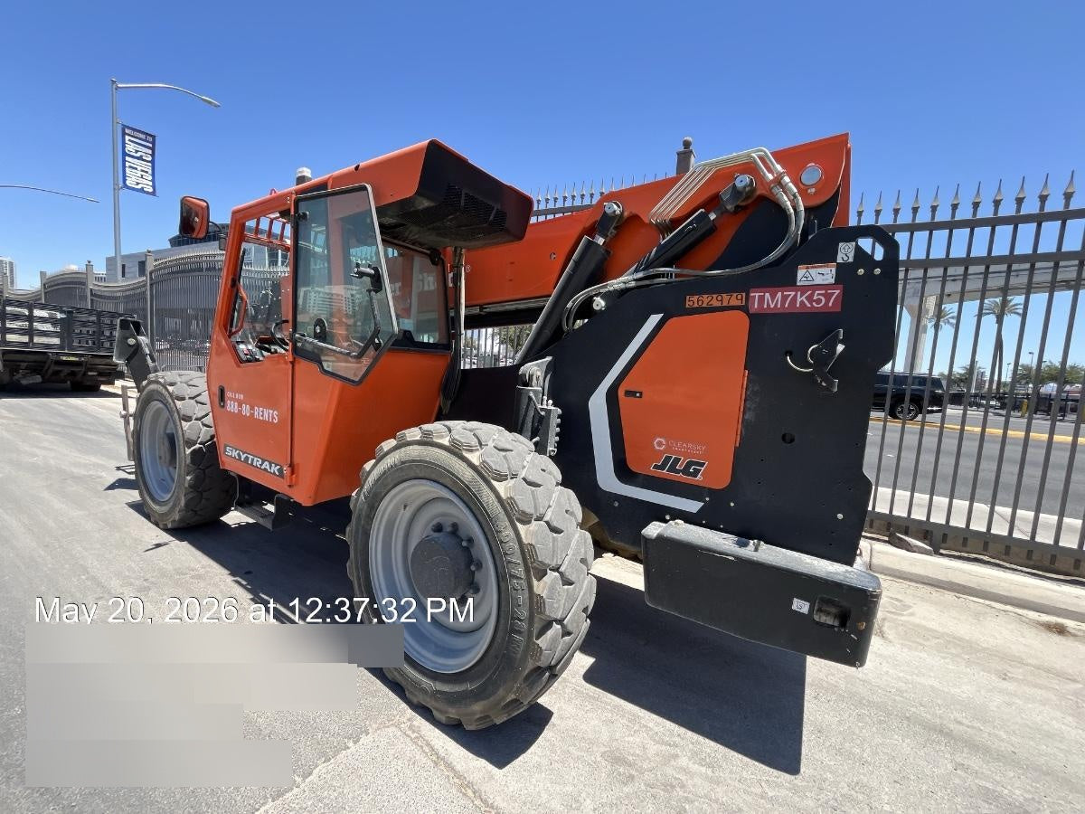 2025 SKYTRAK 10054