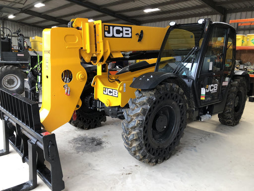 2020 JCB 509-42 Cab/Heat/Air, Solid Tires, Work Lights, Beacon, Aux Hydraulics, Back up Alarm, Lifting Eye, ES Decals