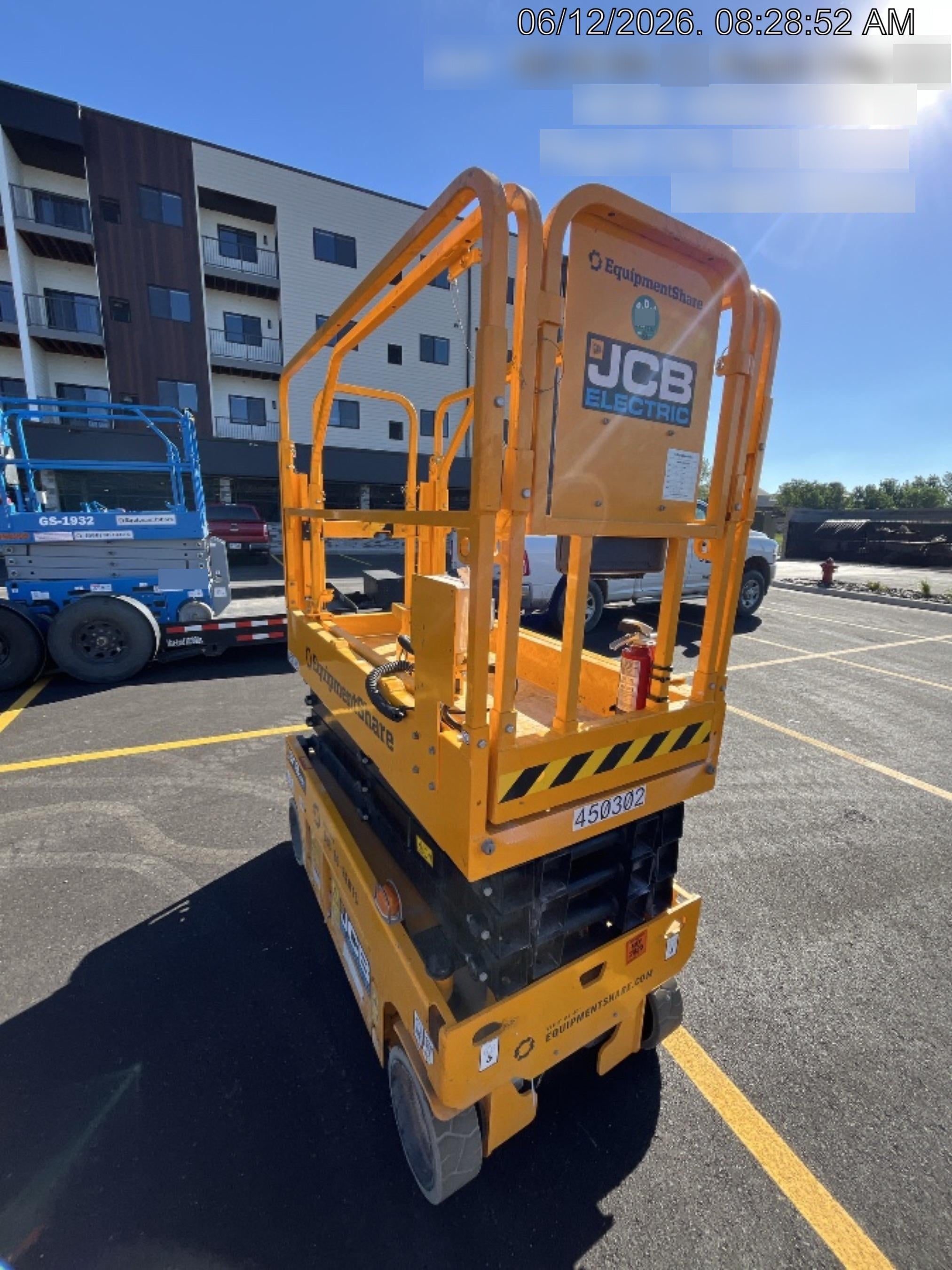 2024 JCB S1932E