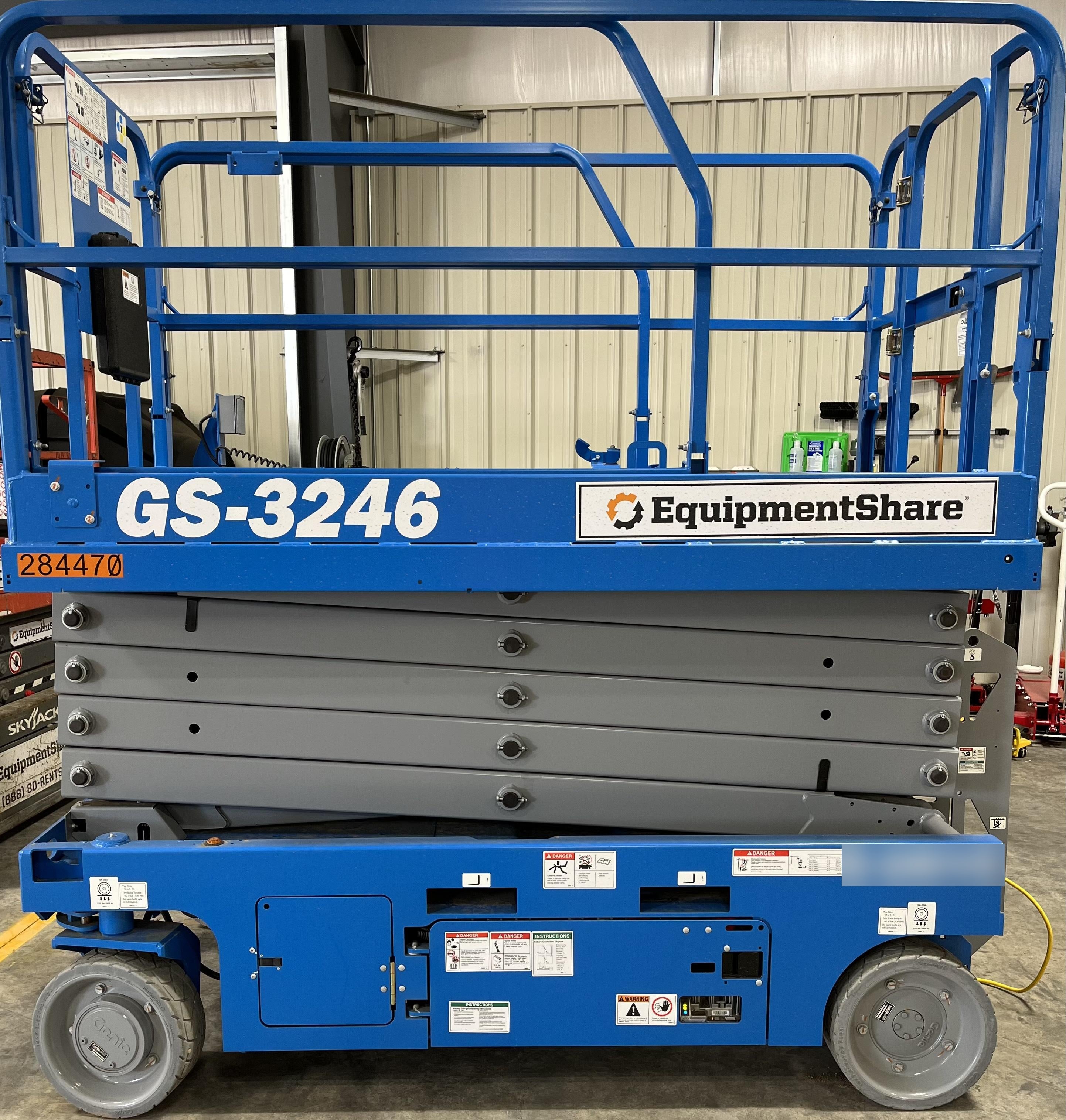 2022 GENIE GS-3246