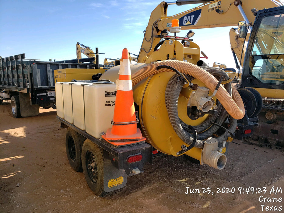 2019 Vac-Tron LP573XDT 24Hp Kohler Diesel, 500 Gal Debris Tank, 500 CFM Vacuum Pump, x2 100 Gal Water Tanks