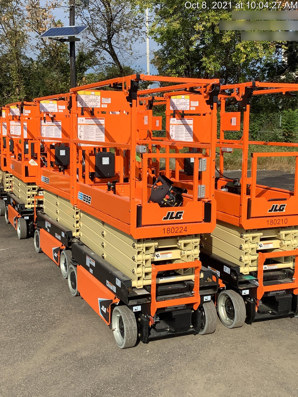 2021 JLG ES1932