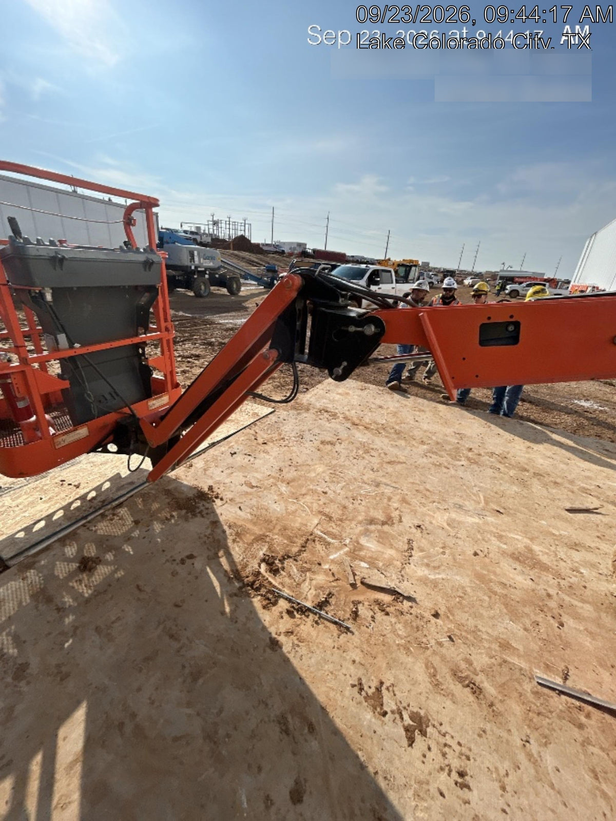 2019 JLG E300AJP