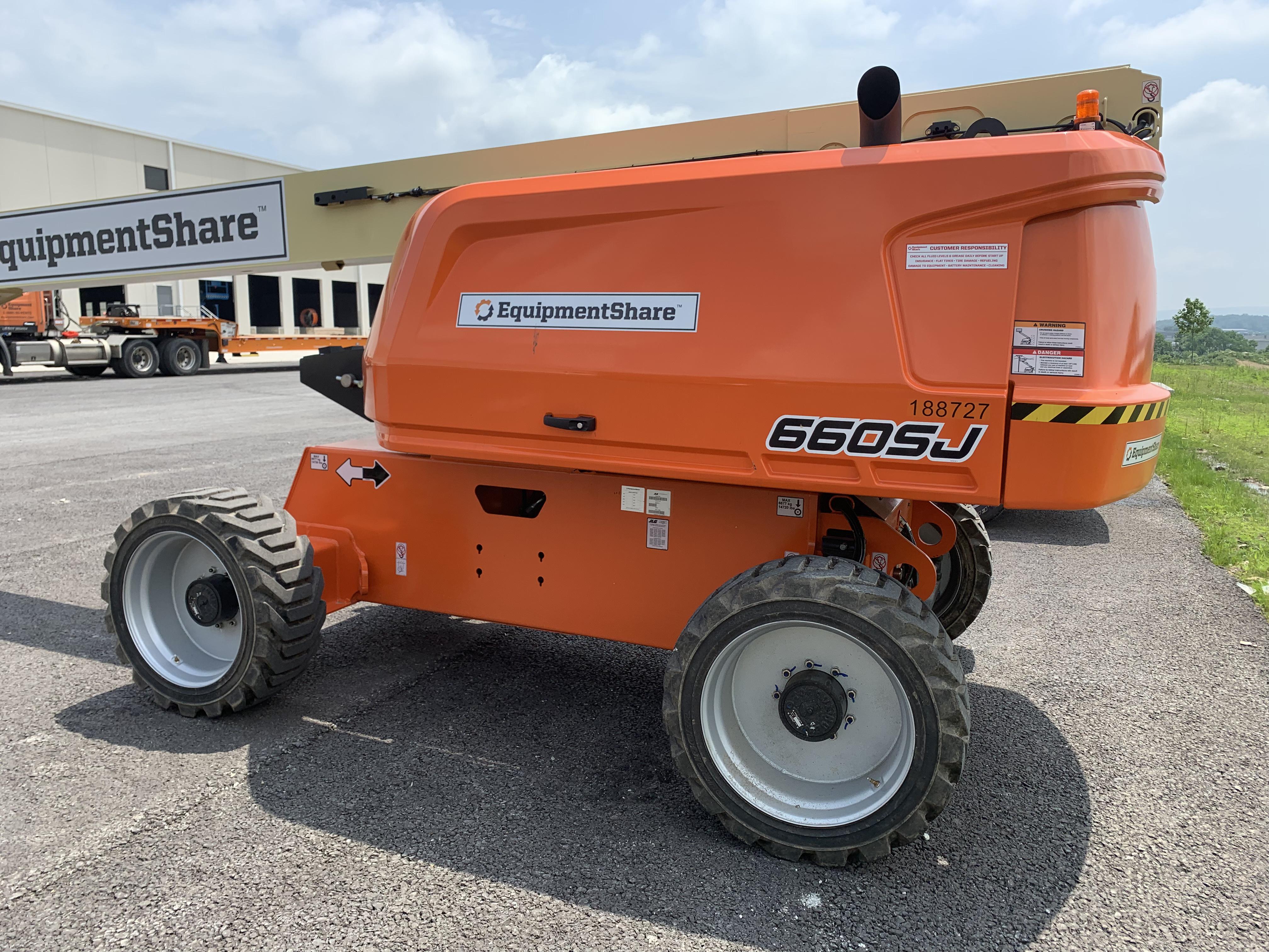 2022 JLG R3246