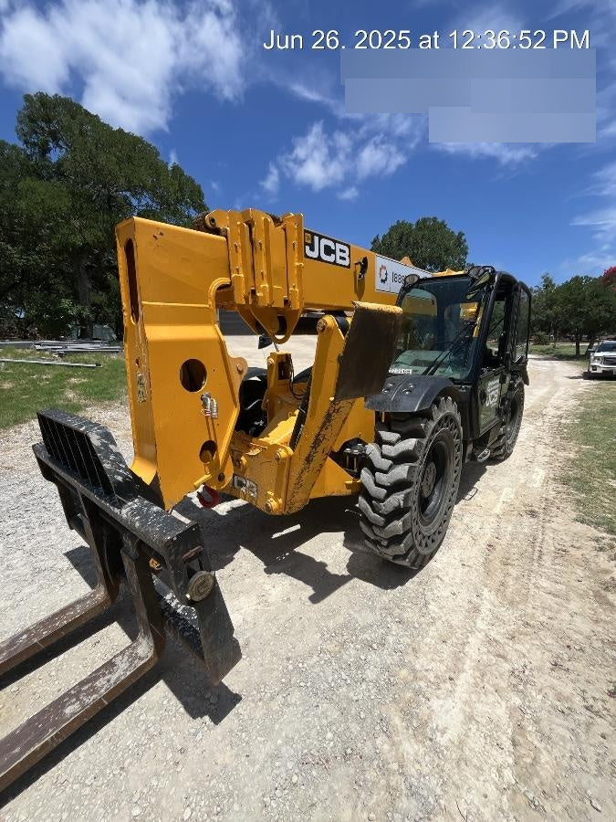 2022 JCB 510-56