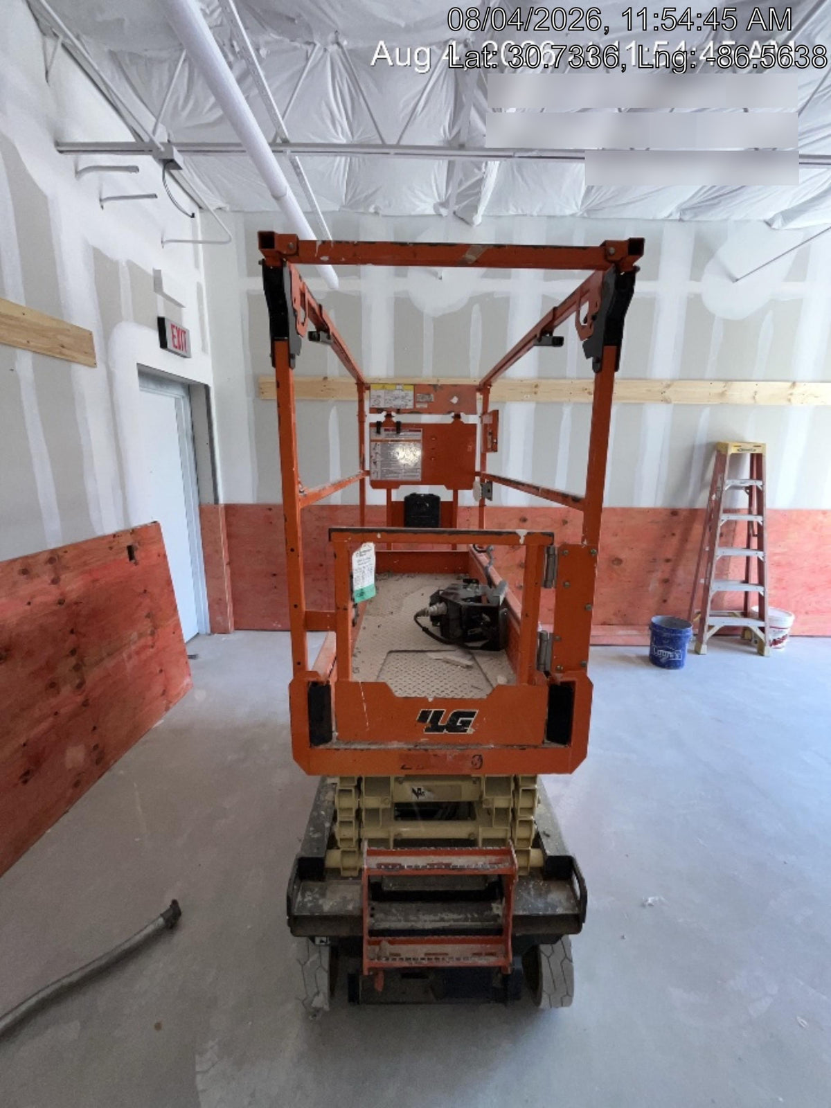 2022 JLG ES1932