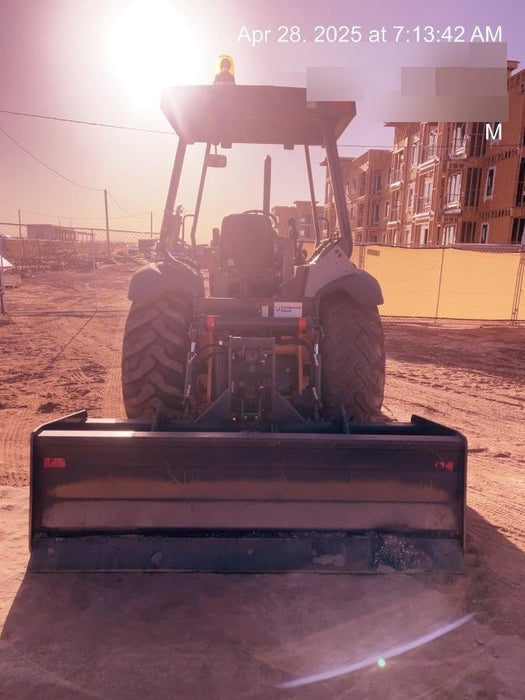 2019 Case 570N EP Canopy, 4WD, GP Front Bucket, Dual Tilt Cylinder, 84" Box Blade w/ Scarifier, Wheel Weights, Beacon