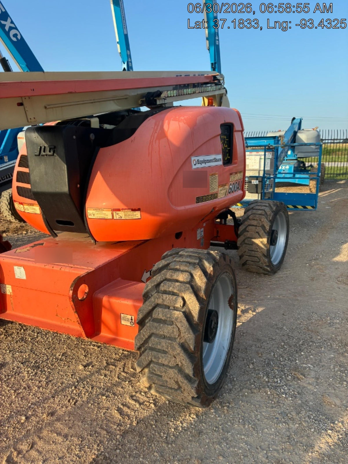 2019 JLG 600AJ