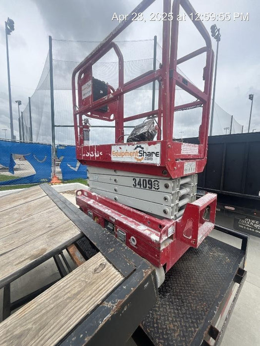 2017 MEC 1330SE MEC 1330SE Scissor Lift