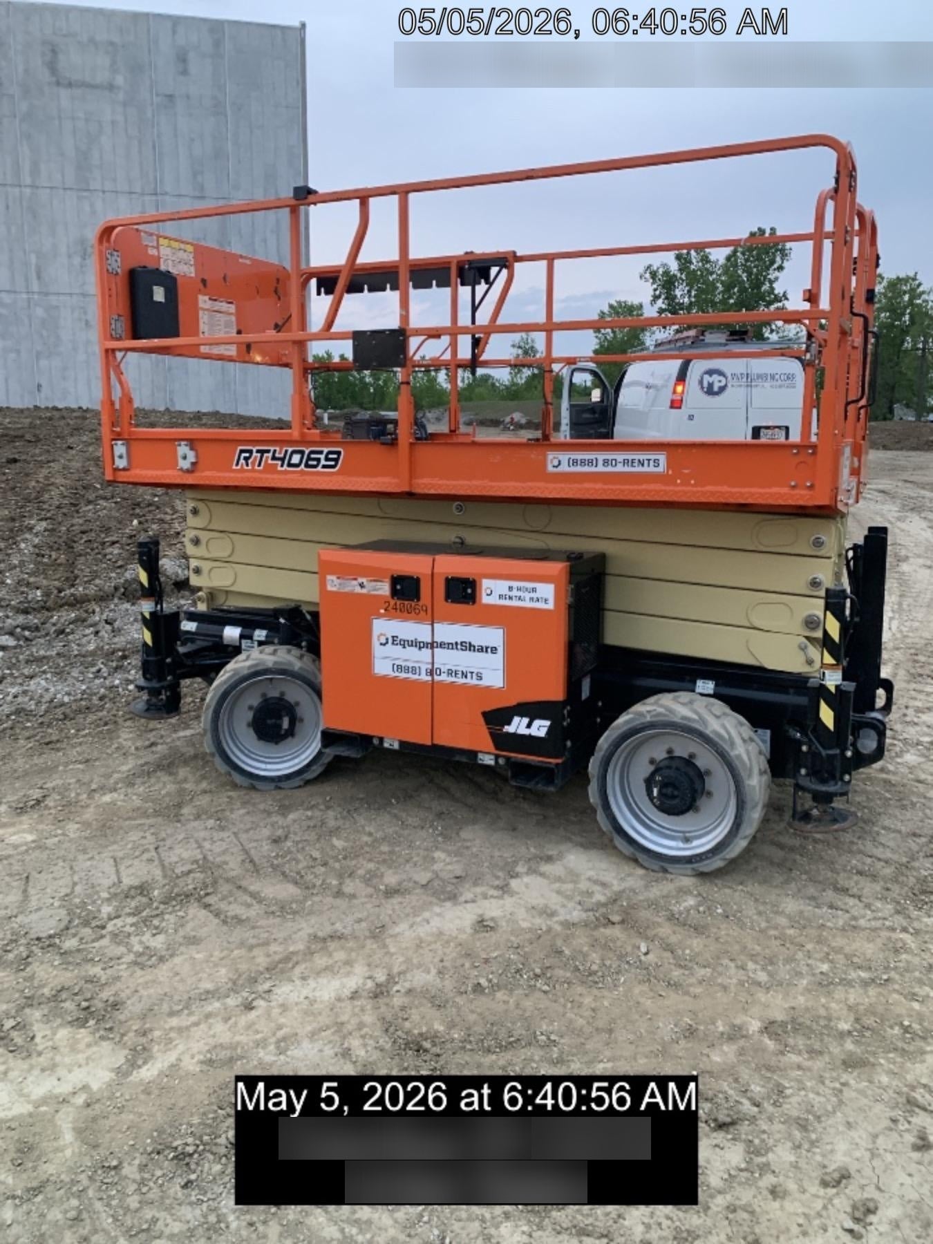 2022 JLG RT4069