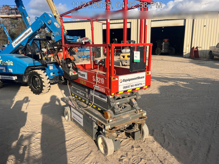 2021 SKYJACK SJ3219