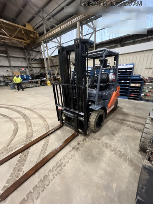 2022 TOYOTA 50-8FGU25