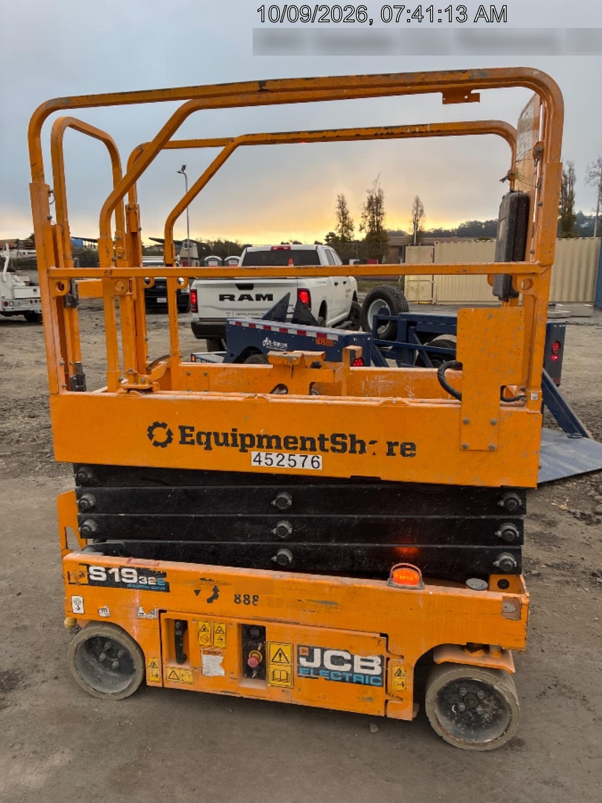 2024 JCB S1932E
