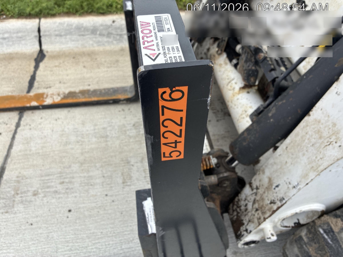 2025 ARROW MATERIAL HANDLING 24" Pallet Fork Frame