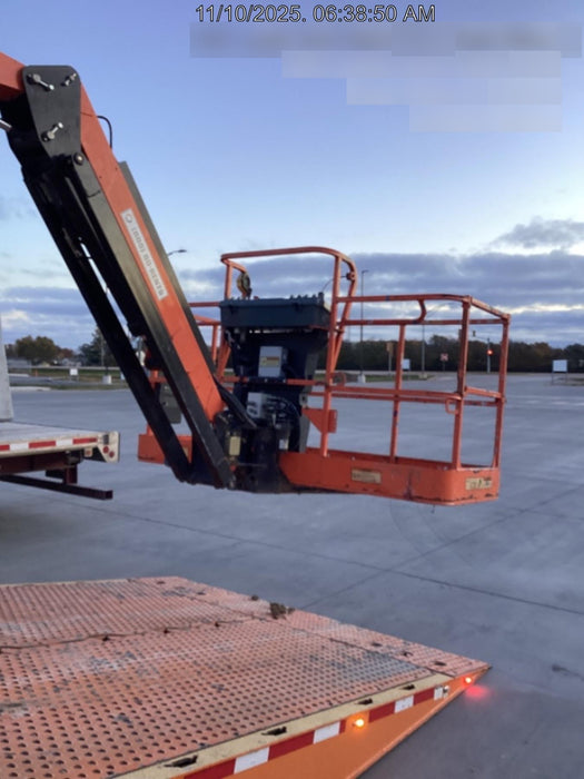 2019 JLG 860SJ