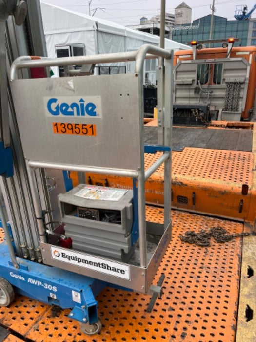 2021 GENIE AWP-30S DC