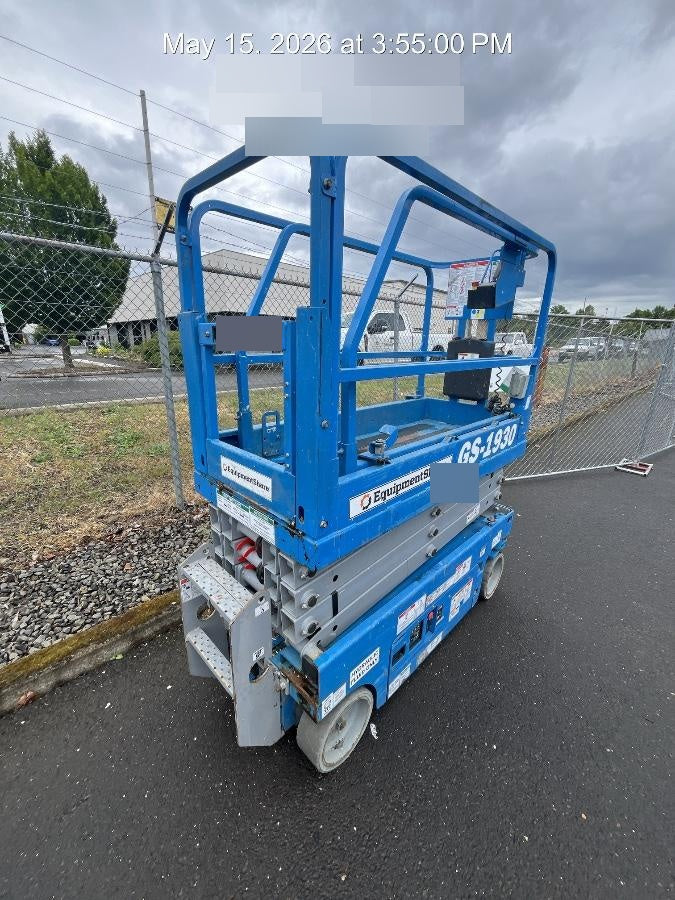 2019 Genie GS-1930 Half Height Swing Gate, 800W Inverter