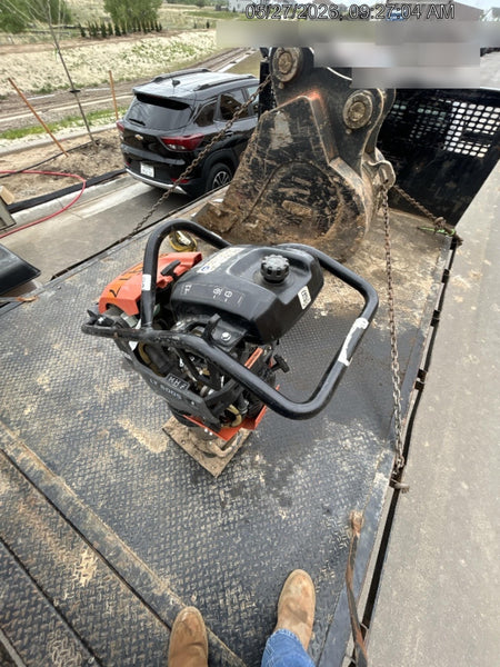 2025 HUSQVARNA LT6005