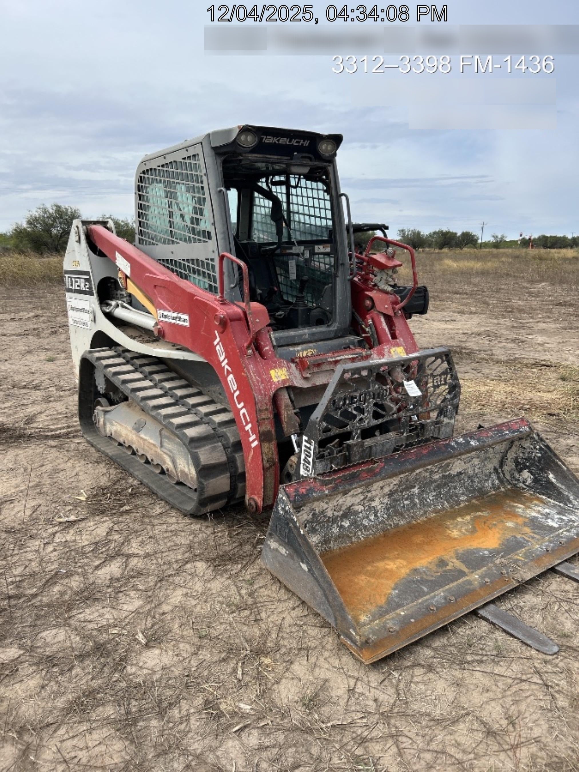 2020 EMKAY 48" Pallet Forks - Emkay