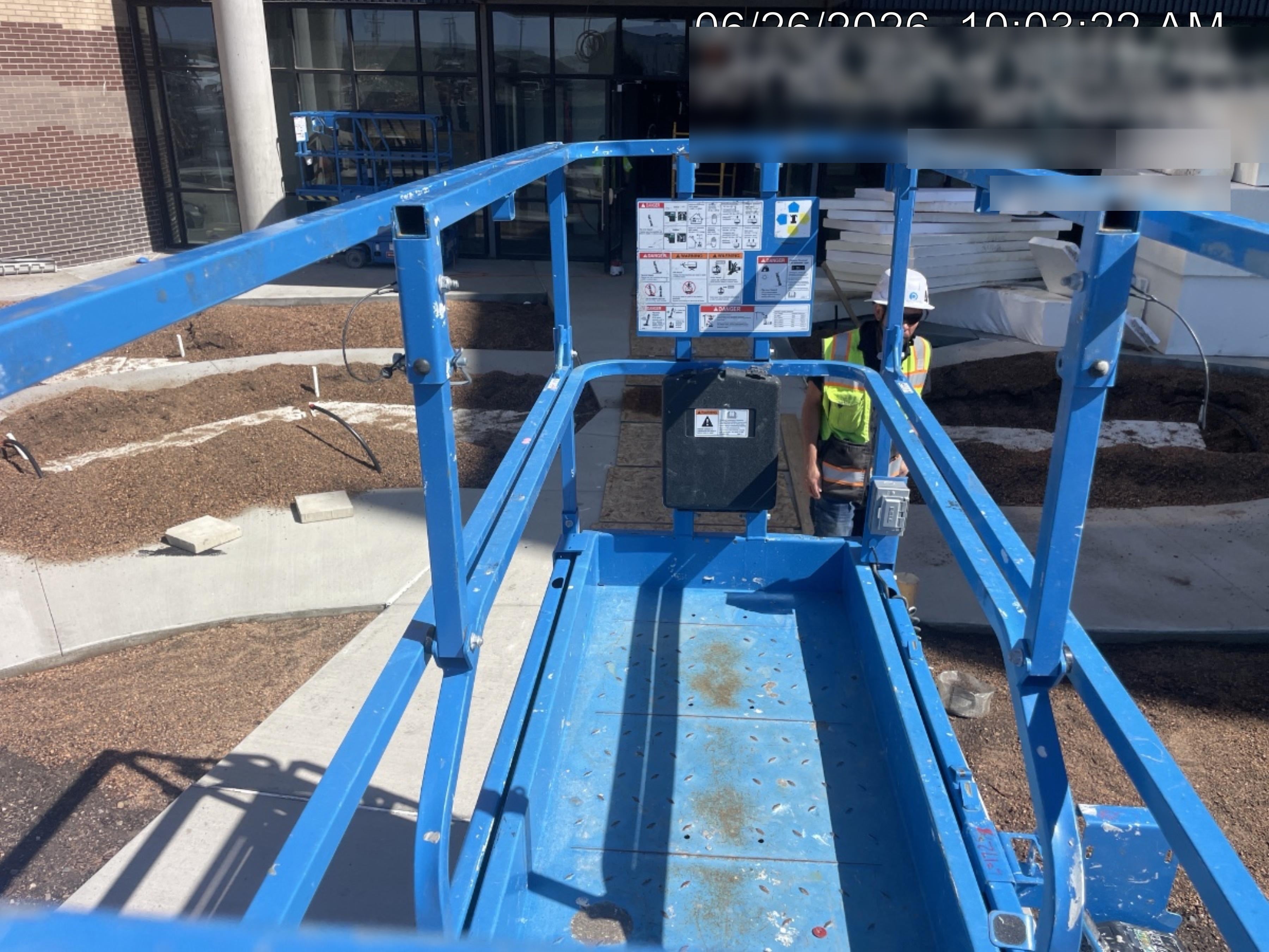 2023 GENIE GS-2632