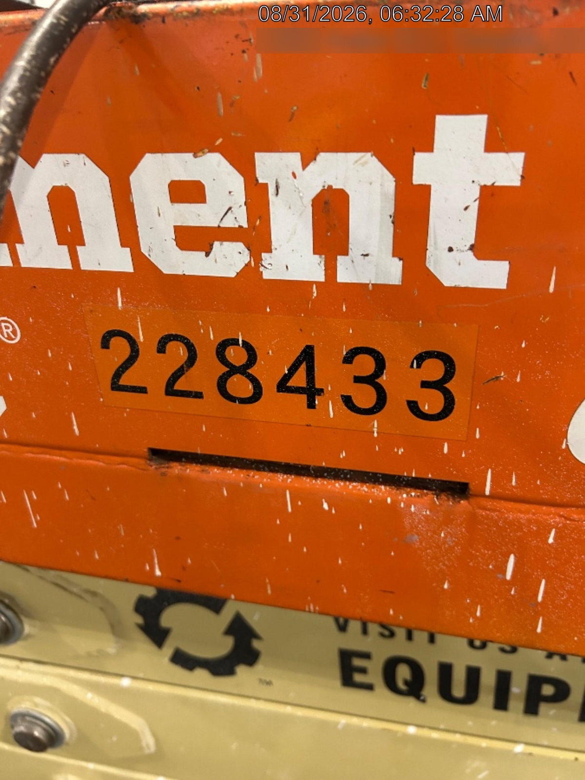 2022 JLG ES3246