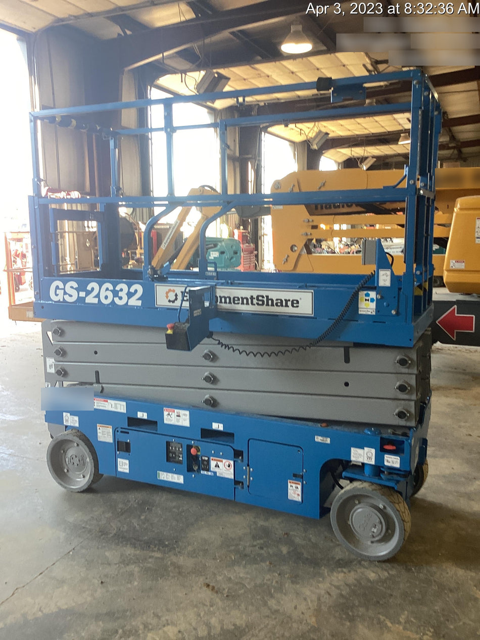 2023 GENIE GS-2632