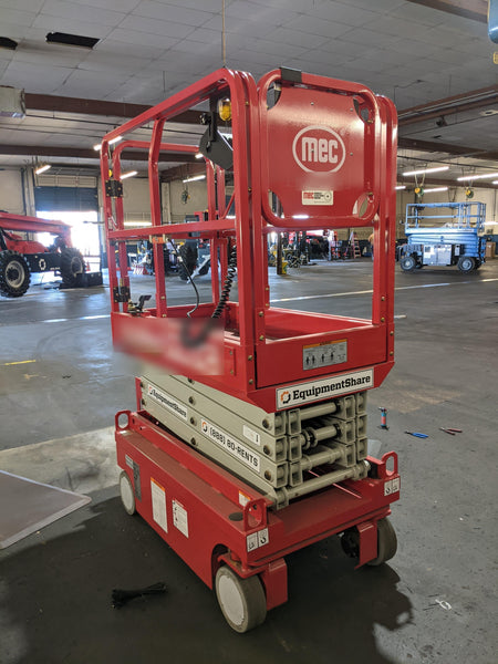 2020 MEC 1330SE Solid NM Tires, Steel Swing out Doors, LCS, Beacon, 900W Invertor