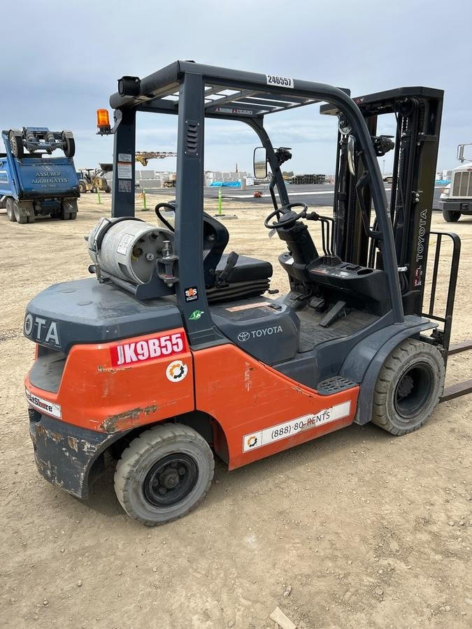 2022 TOYOTA 50-8FGU25