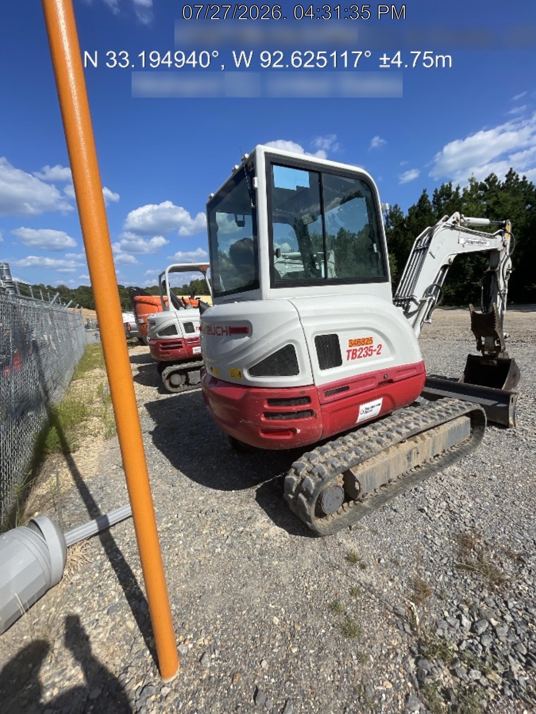 2023 TAKEUCHI TB235-2CR