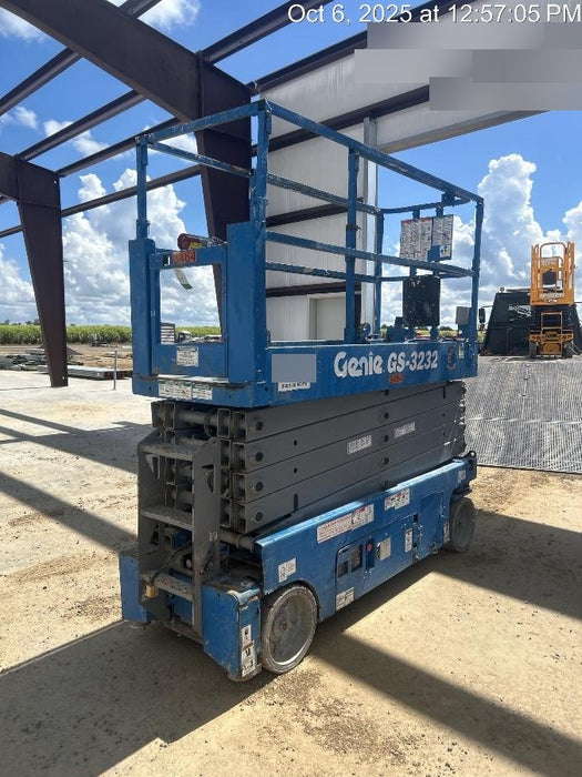 2017 Genie GS-3232 Standard