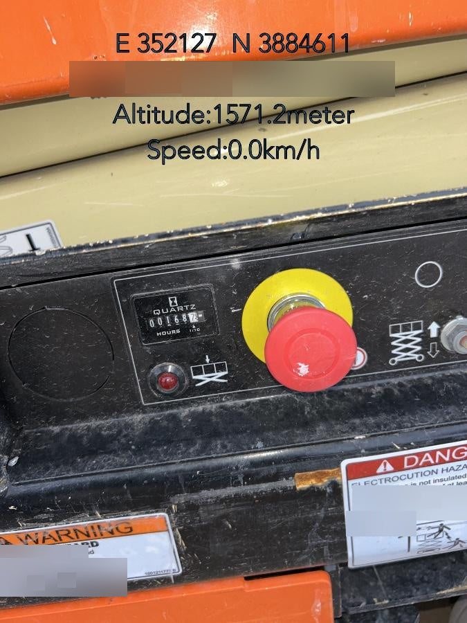 2021 JLG ES1330L