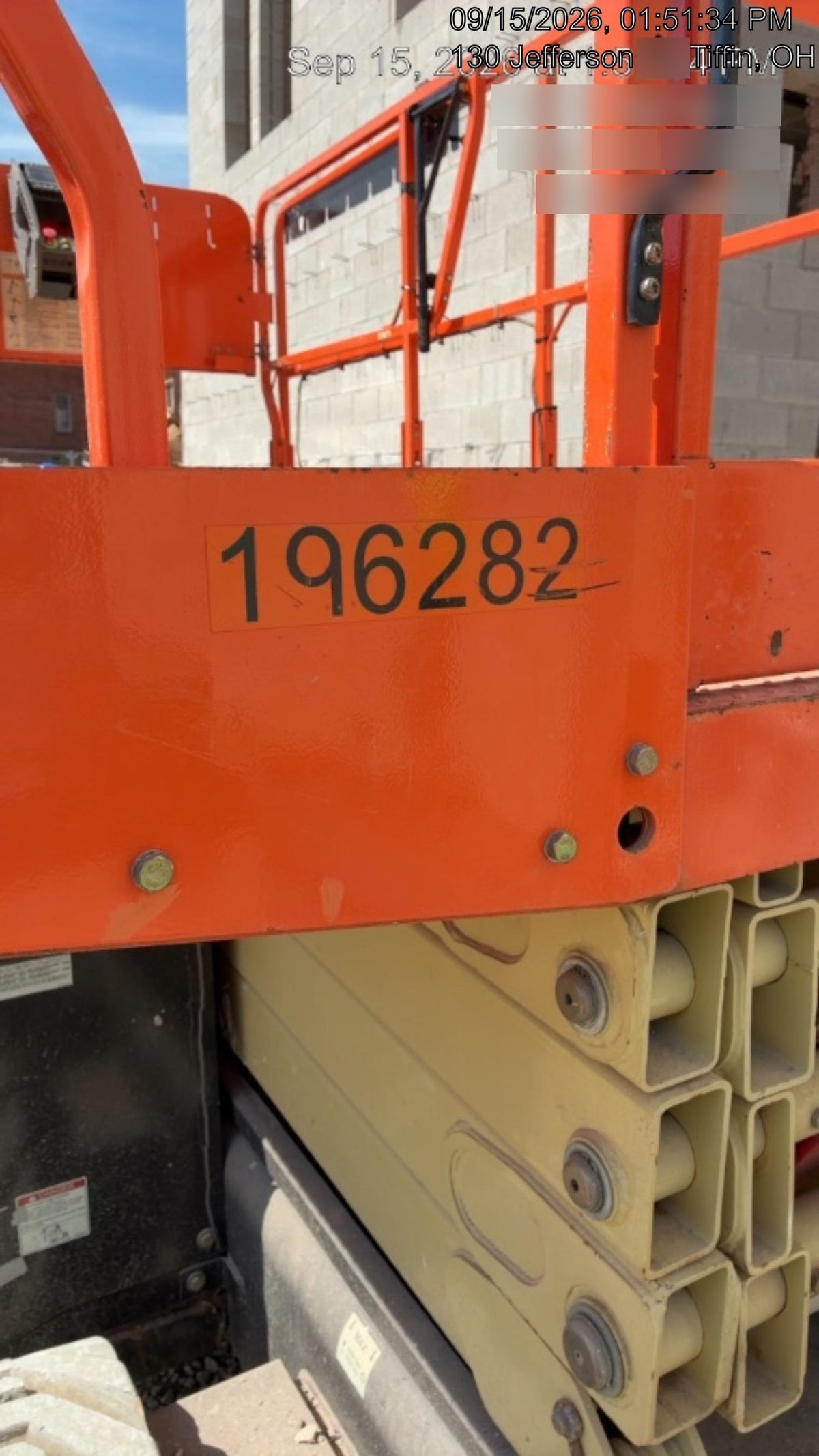 2021 JLG ERT4069