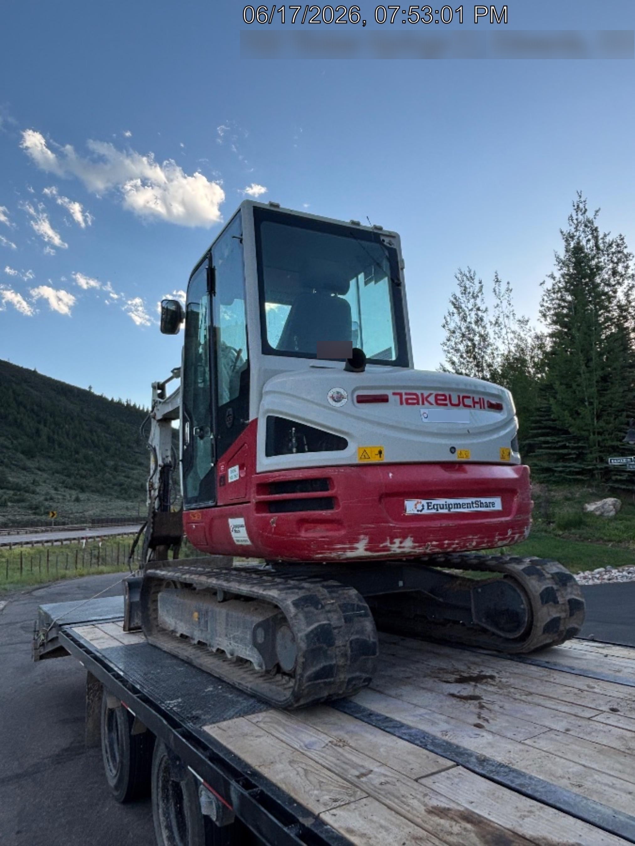 2023 TAKEUCHI TB250-2CR