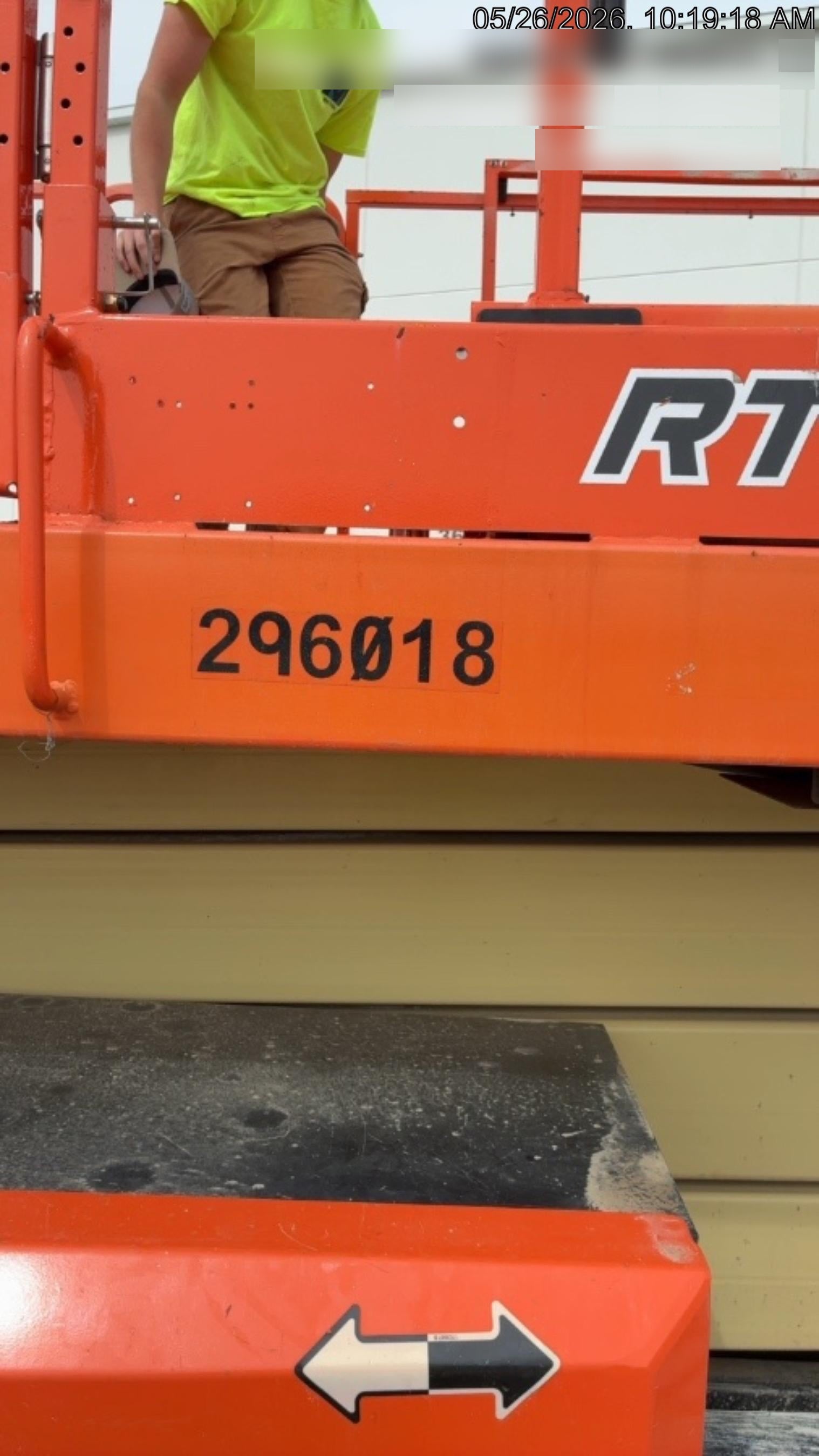 2023 JLG RT4394