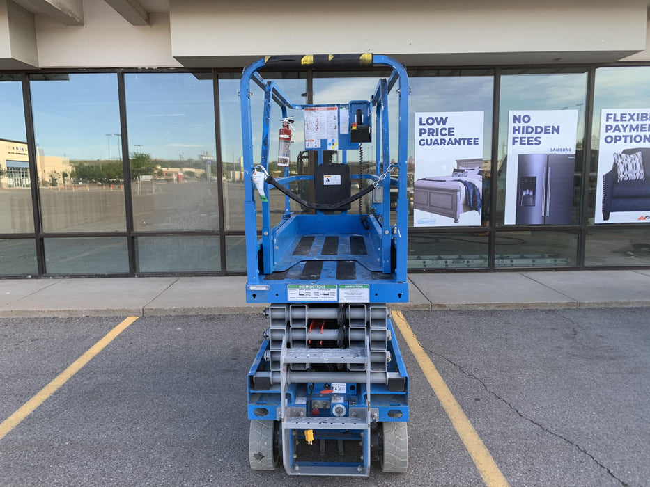 2019 Genie GS-1930 Fixed rails with chain Entry