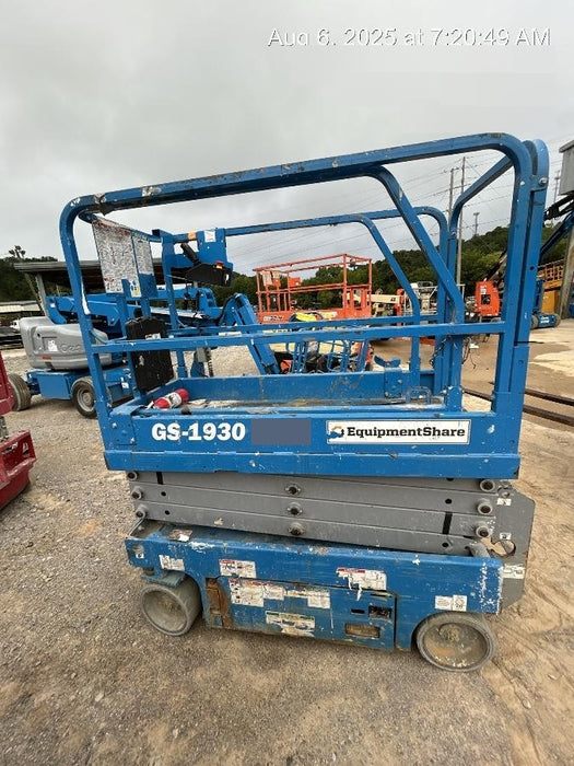 2019 Genie GS-1930 Fixed Rails with Chain Entry