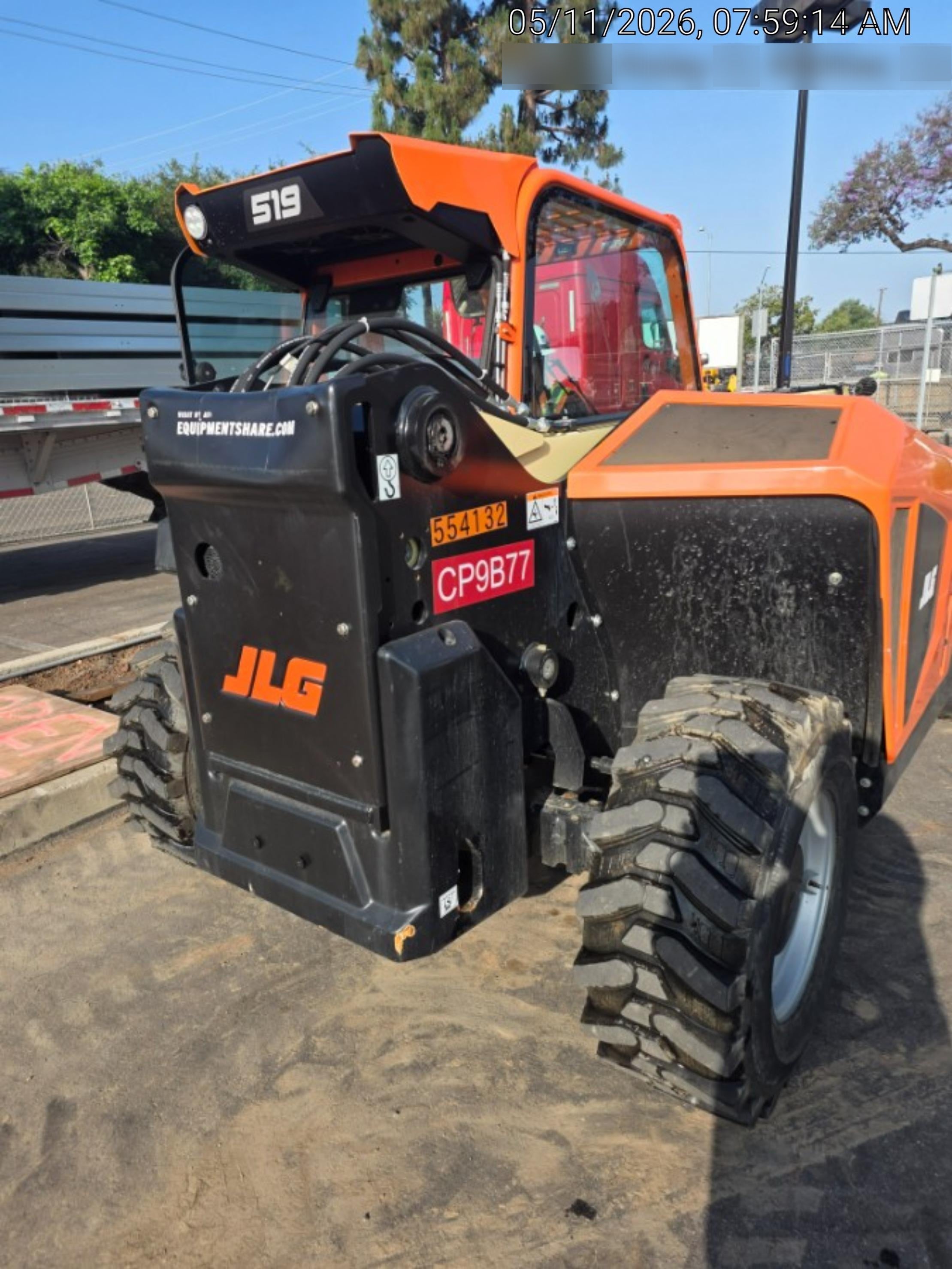 2025 JLG 519