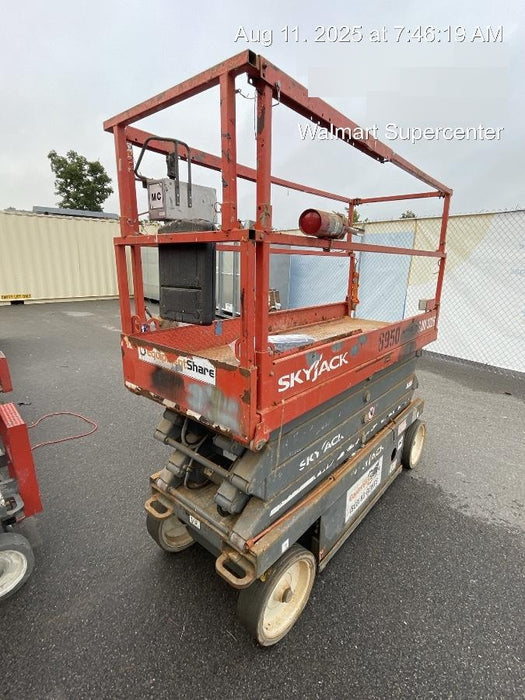 2018 Skyjack SJIII-3226 Skyjack SJIII3226 Scissor Lift w/Trojan Batteries