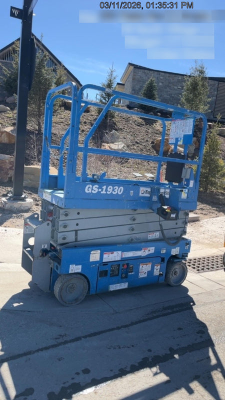 2020 Genie GS-1930 Fixed rails with chain entry gate - Pre A92.20