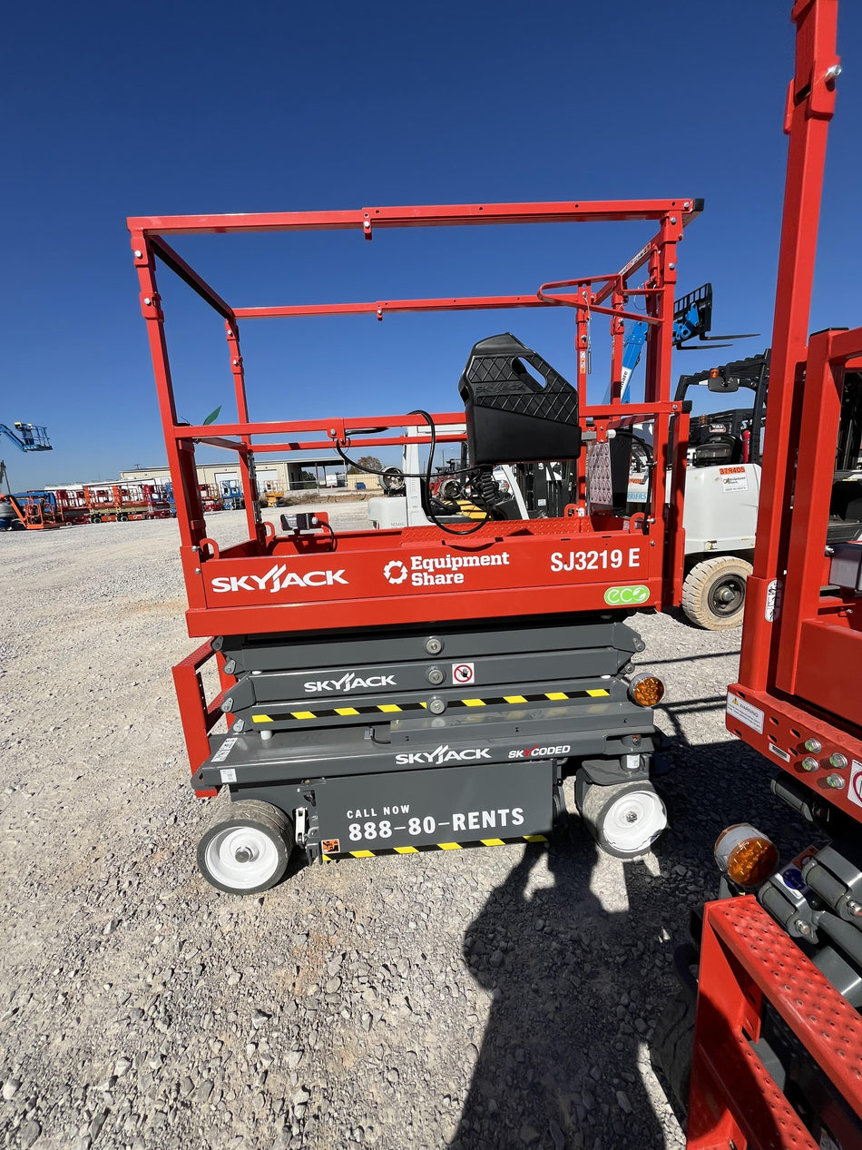 2024 Skyjack SJ3219 Electric Drive, Sld NM Tires, DBcns, RFRails, Power to Platform, T3 + Access Control