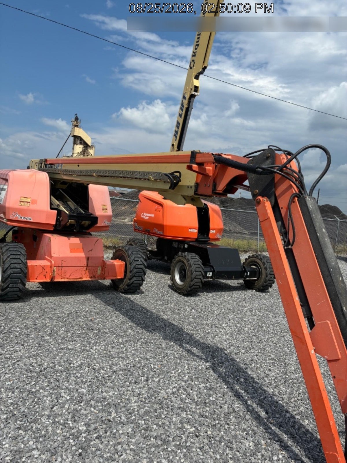 2019 JLG 660SJ