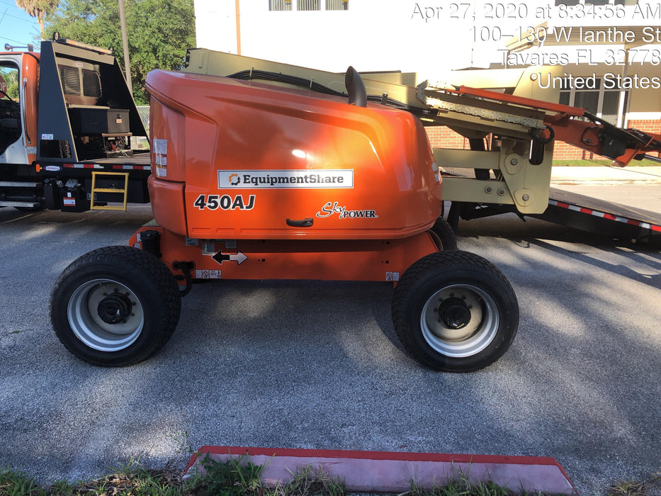 2019 JLG 450AJ