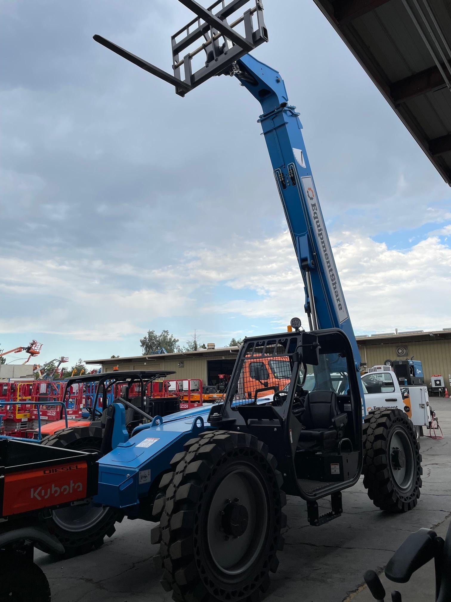 2022 GENIE GTH-636