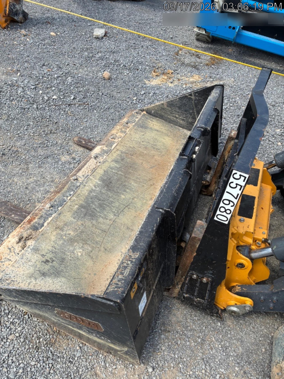 2025 ARROW MATERIAL HANDLING F5100CB - 72"