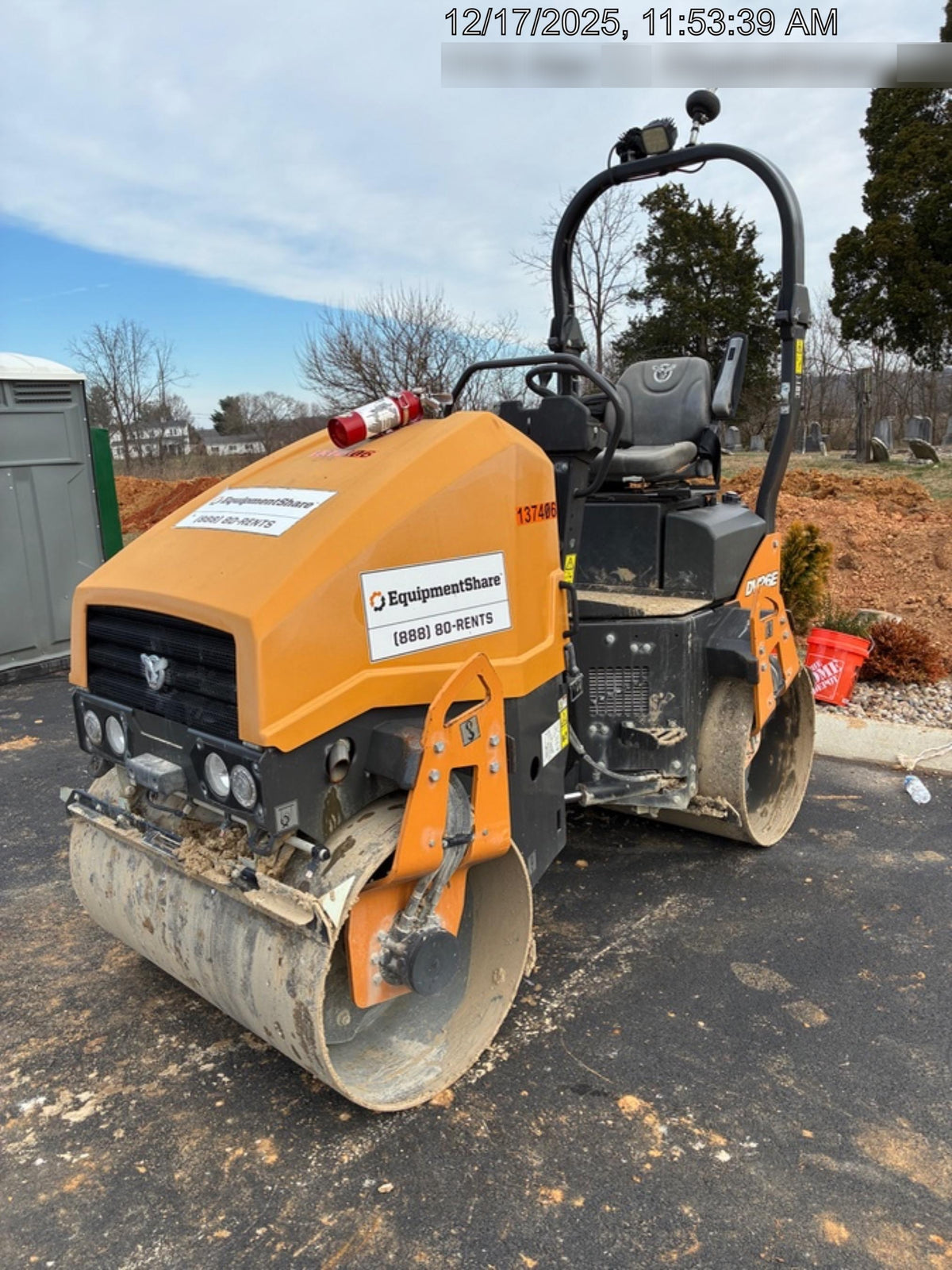 2021 CASE DV26E