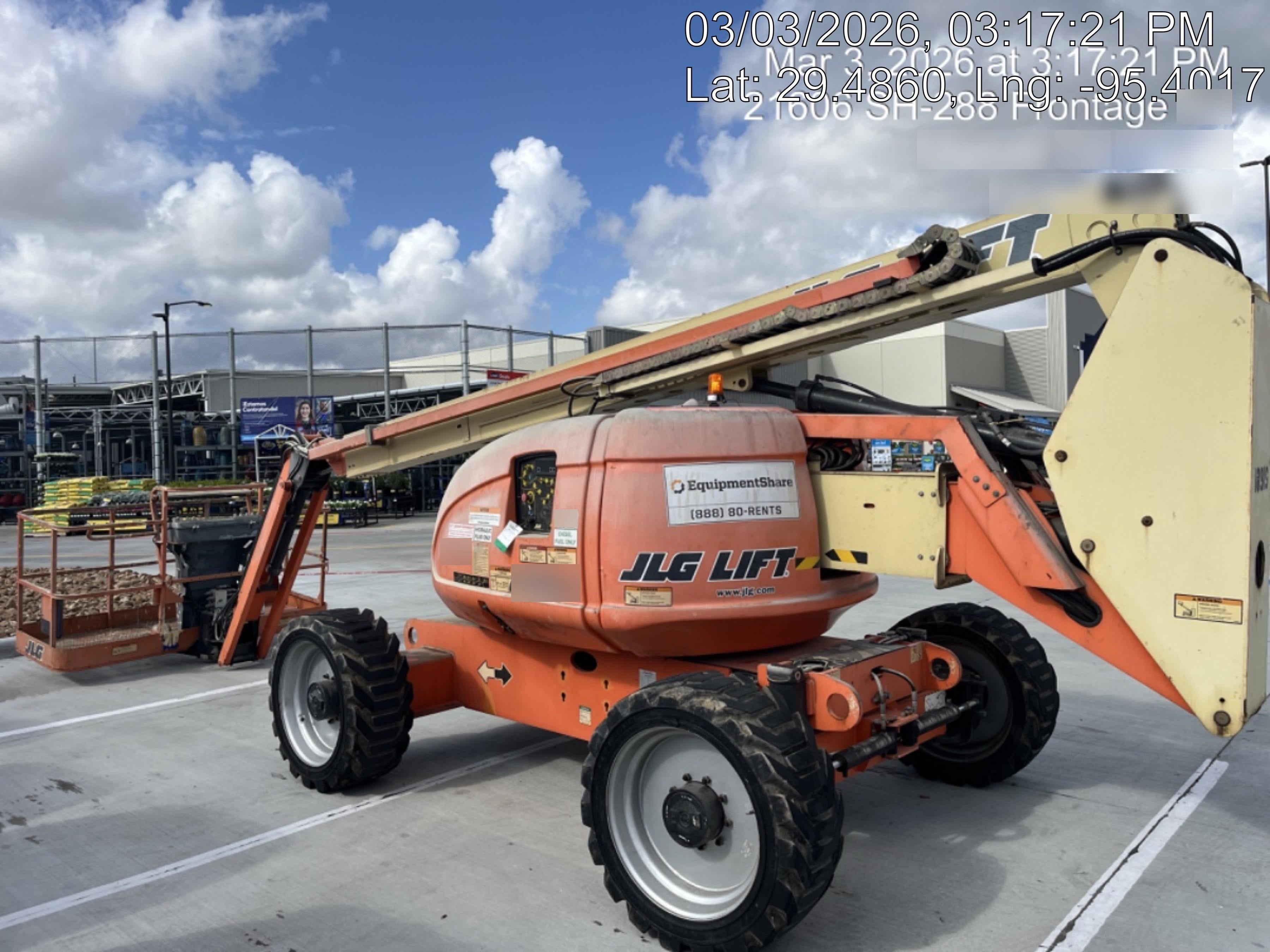 2019 JLG 600AJ