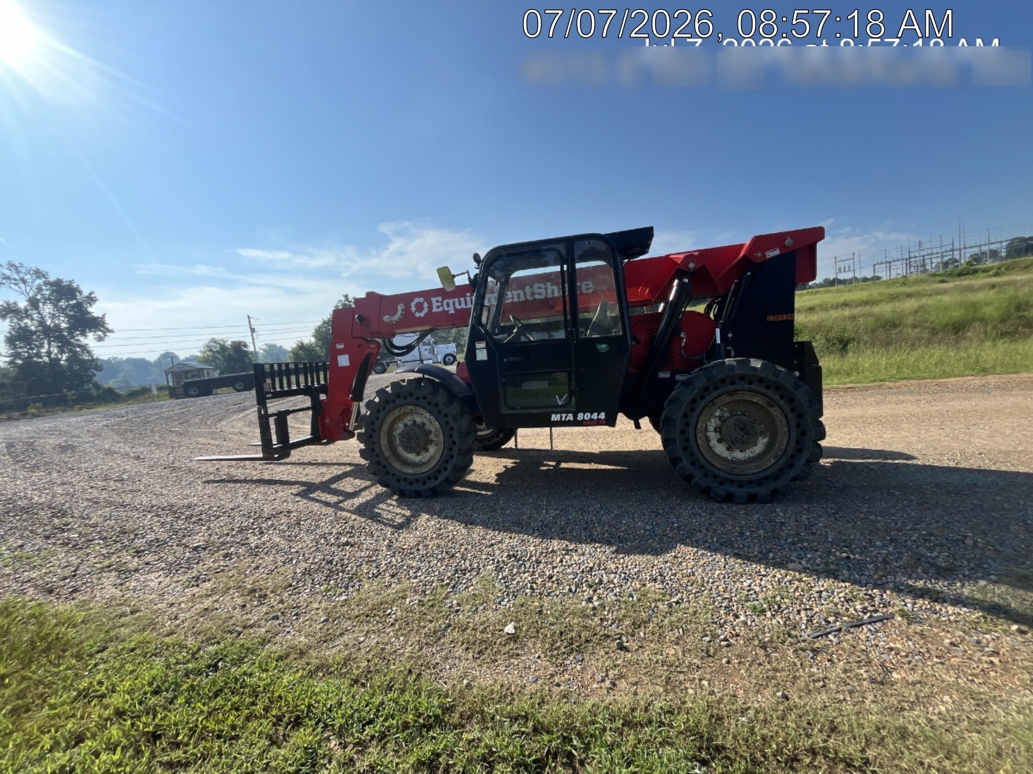 2022 MANITOU MTA8044