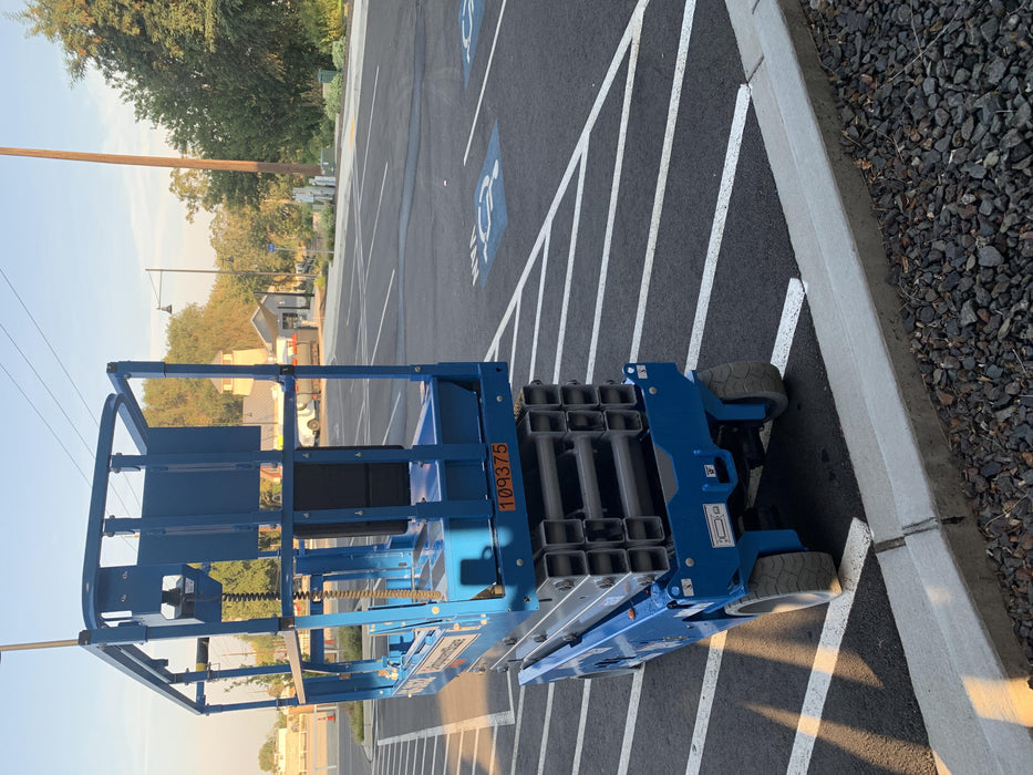 2020 Genie GS-2632 Solid NM Tires, Folding Rails with Half-Height Swing Gate, Beacon, 800W Invertor