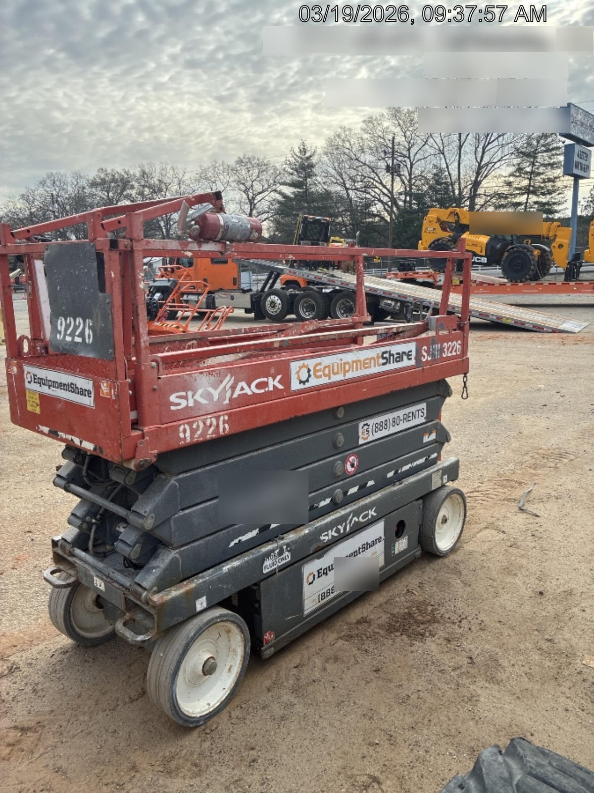2018 Skyjack SJIII-3226 Skyjack SJIII3226 Scissor Lift w/Trojan Batteries