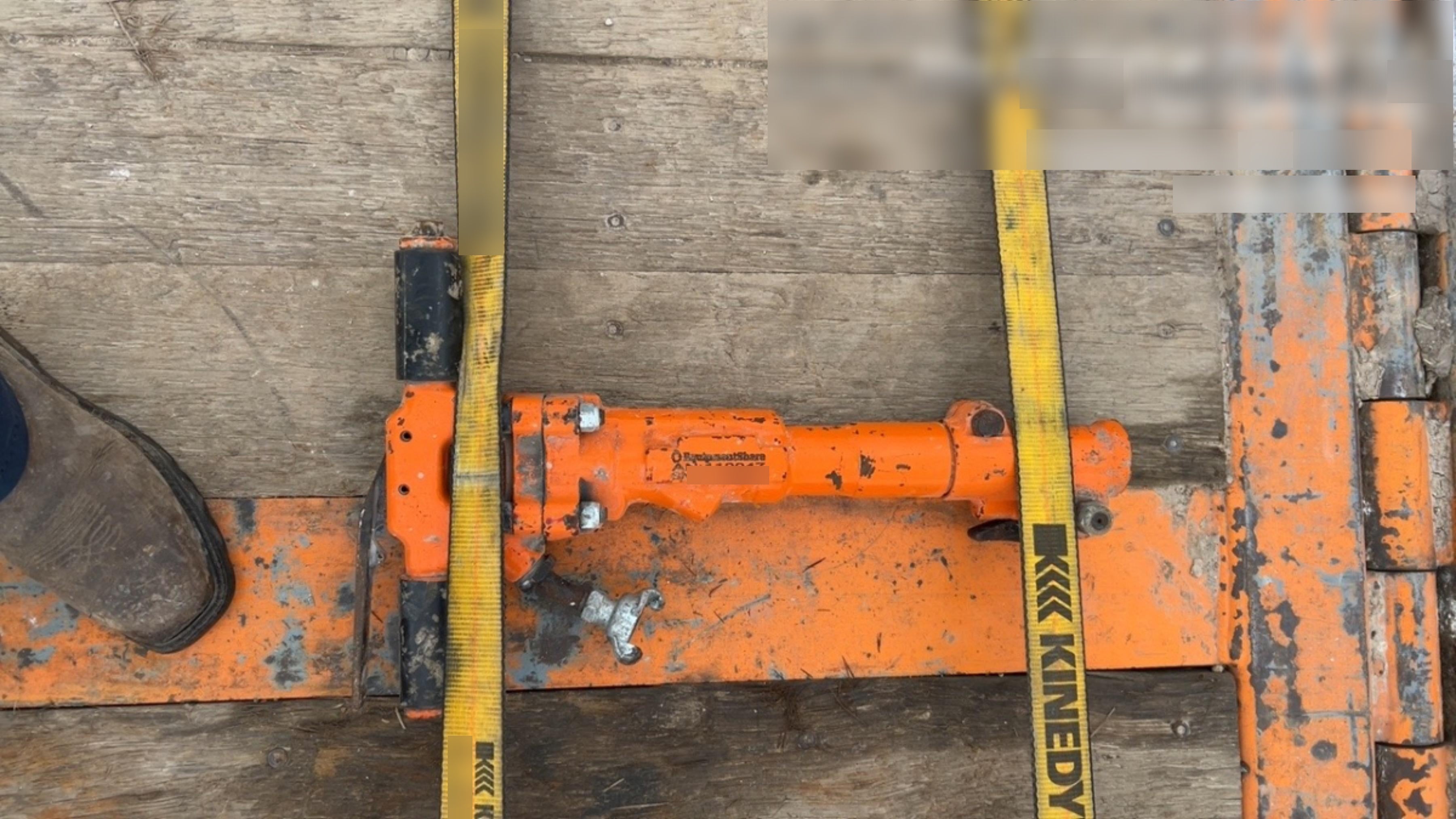 2020 MICHIGAN PNEUMATIC MP-30-1